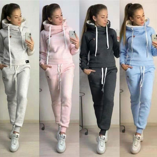 "Women's Autumn Winter 2 Piece Set: Fleece Hoodie Sweatshirt + Baggy Jogger Pants for Sportswear and Warm Outfits"